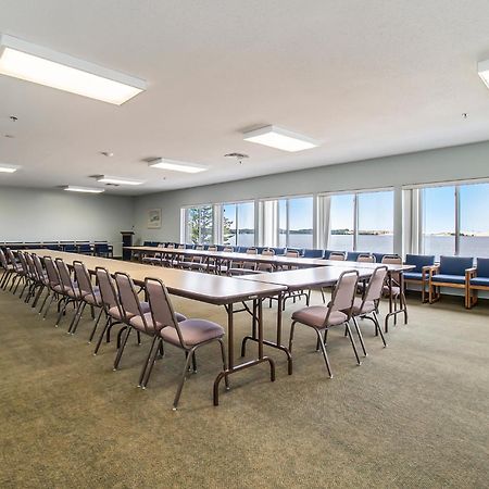 Dunes Waterfront Resort 미어스 외부 사진