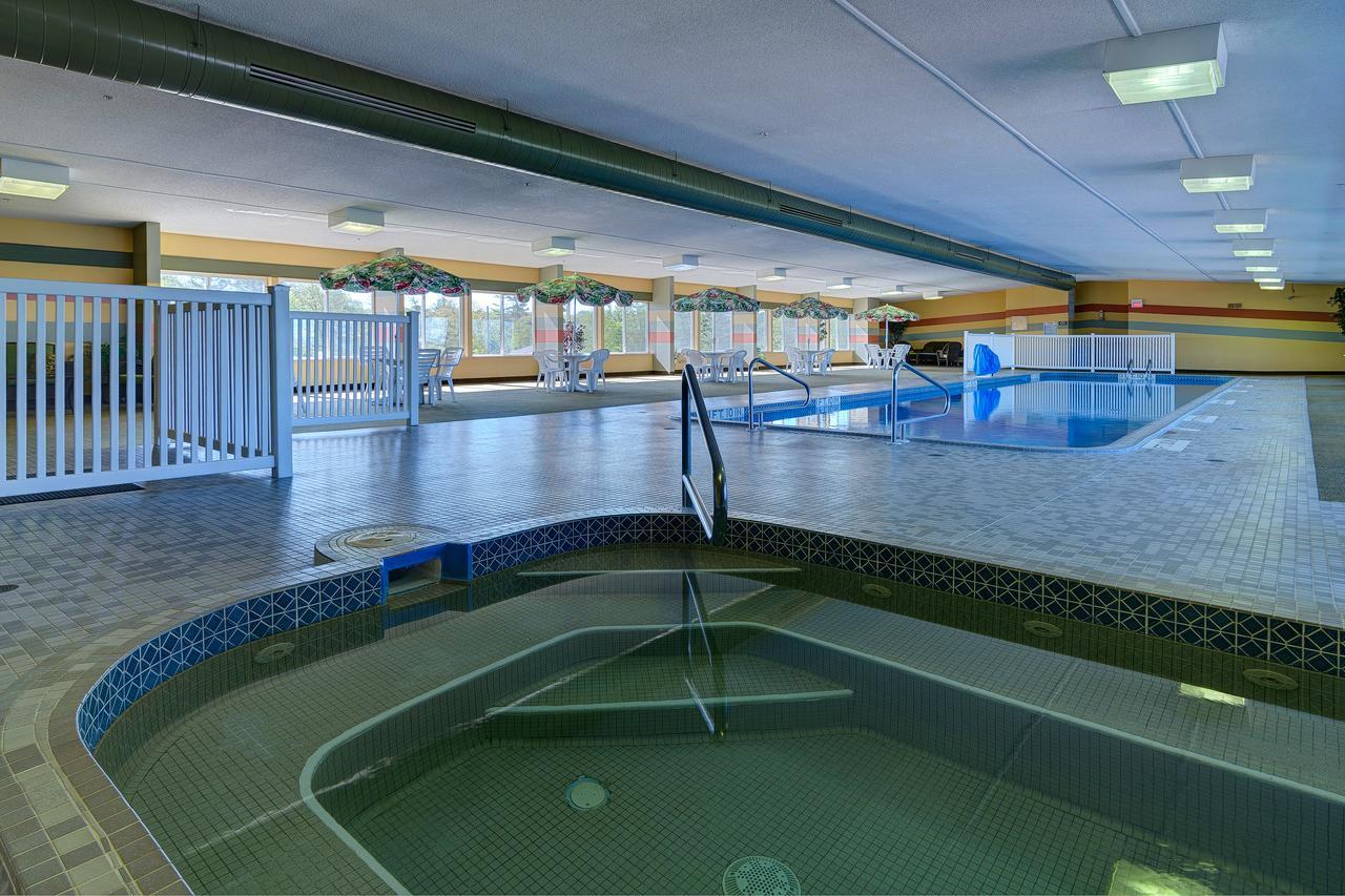 Dunes Waterfront Resort 미어스 외부 사진